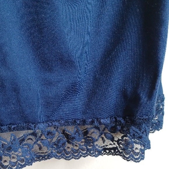 APT 9 Essentials. Floral Lace Jacquard Lace Cami Slip Top. Large. Dark Navy - Picture 7 of 14